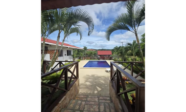 SE VENDE CABAÑA EN COCLE SANTA ELENA CON PISCINA 1507 MT2 AS