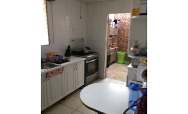 SE VENDE CASA EN BRISAS DEL GOLF CON TERRAZA Y PISCINA