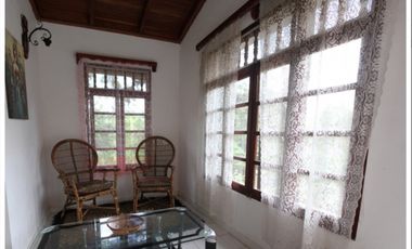 En alquiler- Casa y Cabañas en la Laguna de San Carlos