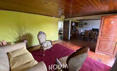 Casa con Amplio Terreno en Las Higueras