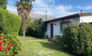 Casa con Amplio Terreno en Las Higueras