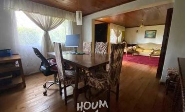 Casa con Amplio Terreno en Las Higueras