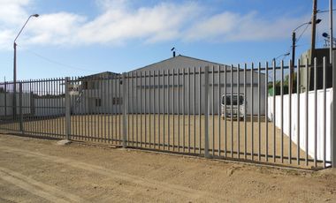 BODEGA 300 MT2 EN CAMINO INTERNACIONAL