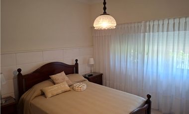 MOGOTES; CHALET AL FONDO A 100 MTS DE LA COSTA.-MUY LINDA.-