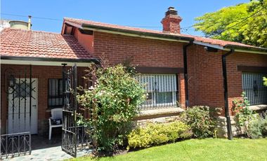 MOGOTES; CHALET AL FONDO A 100 MTS DE LA COSTA.-MUY LINDA.-