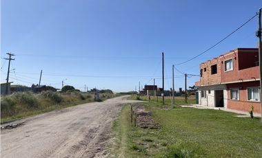 Lote en venta en La Caleta