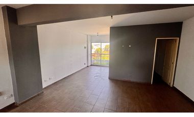 ALQUILO 2 AMB AMPLIO CENTRO PASO DEL REY CON COCHERA