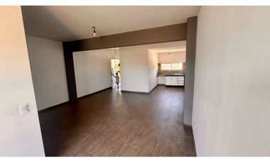 ALQUILO 2 AMB AMPLIO CENTRO PASO DEL REY CON COCHERA