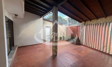CASA EN ARRIENDO BARRIO LA CASTELLANA | 1823