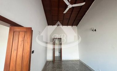 CASA EN ARRIENDO BARRIO LA CASTELLANA | 1823