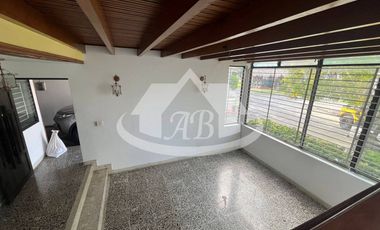 CASA EN ARRIENDO BARRIO LA CASTELLANA | 1823