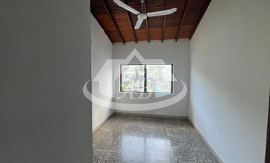 CASA EN ARRIENDO BARRIO LA CASTELLANA | 1823