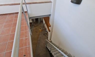 Departamento Tipo Casa en alquiler en Lanus Este