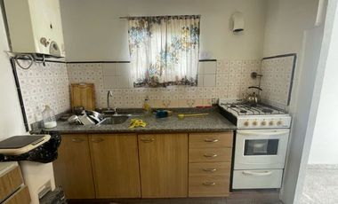 Casa en alquiler en Lanus Este