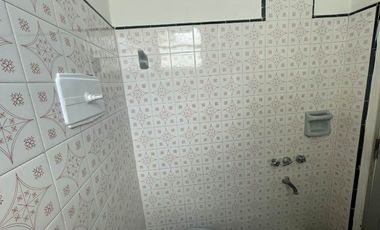 Casa en alquiler en Lanus Este