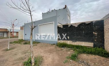 ALQUILER CASA CON PILETA FERNANDEZ ORO