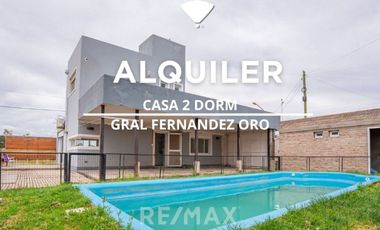 ALQUILER CASA CON PILETA FERNANDEZ ORO
