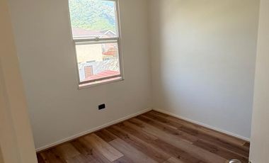 VENDE VALLE LO CAMPINO CASA 2 PISOS PJE CERRADO