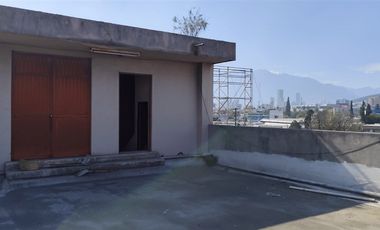 EDIFICIO EN VENTA 4 NIVELES AV MADERO