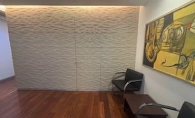 Excelente Amplia oficina Av. Holanda Providencia