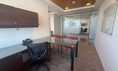 Excelente Amplia oficina Av. Holanda Providencia