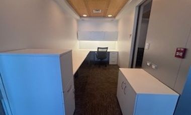 Excelente Amplia oficina Av. Holanda Providencia