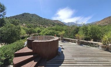 EXCLUSIVO RESORT ECOTURÍSTICO EN COLLIGUAY