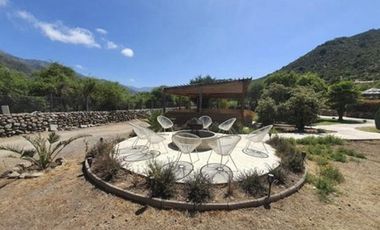 EXCLUSIVO RESORT ECOTURÍSTICO EN COLLIGUAY