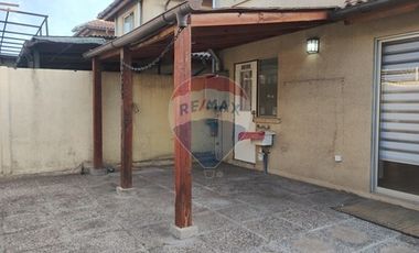 Casa en arriendo - Peñaflor