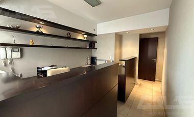 Oficina en Castelar Norte - 3 despachos - 2 salas de reunión -  2 Baños - Balcón -