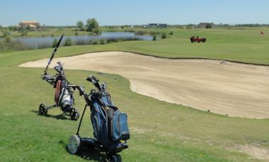 Casa en venta y alquiler anual sin muebles en Barrio Canton Norte PG