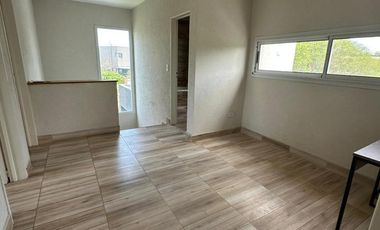 Casa en venta y alquiler anual sin muebles en Barrio Canton Norte PG