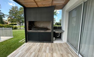 Casa en venta y alquiler anual sin muebles en Barrio Canton Norte PG