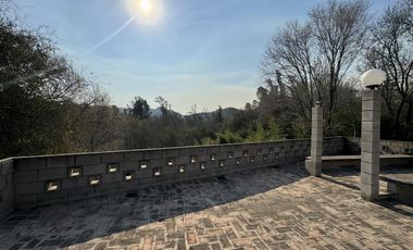 Complejo con bajada al rio en un lugar único de Villa los Aromos