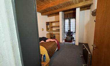 Complejo con bajada al rio en un lugar único de Villa los Aromos