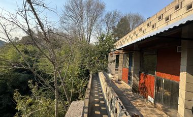 Complejo con bajada al rio en un lugar único de Villa los Aromos