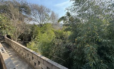 Complejo con bajada al rio en un lugar único de Villa los Aromos