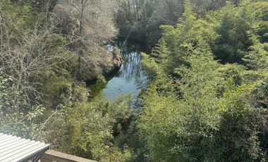 Complejo con bajada al rio en un lugar único de Villa los Aromos