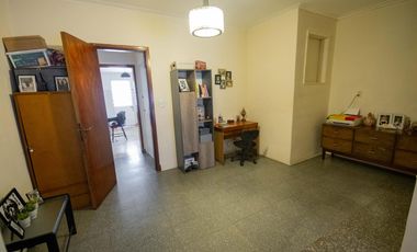 PH más 6 locales en venta en Martínez