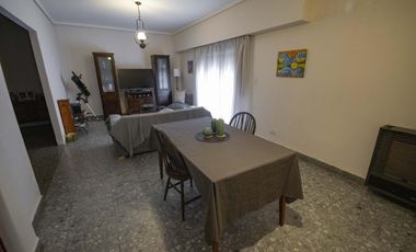 PH más 6 locales en venta en Martínez