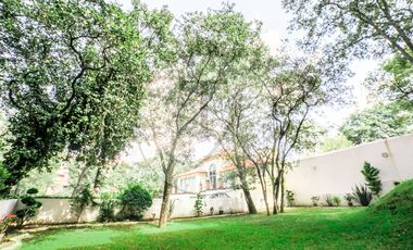 Exclusiva casa en Venta con acabados premium en Condado de Sayavedra