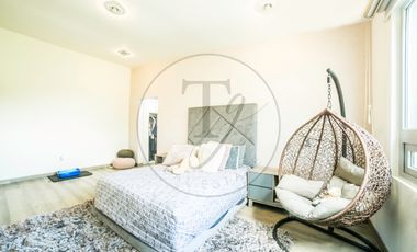 Exclusiva casa en Venta con acabados premium en Condado de Sayavedra