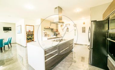 Exclusiva casa en Venta con acabados premium en Condado de Sayavedra