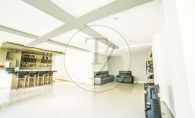 Exclusiva casa en Venta con acabados premium en Condado de Sayavedra