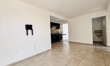 Renta departamento villas del refugio