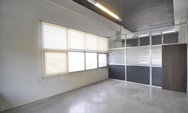 Oficinas en alquiler en Beccar - Centro Uruguay Norte -  6 cocheras