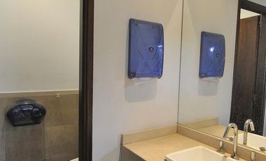 Oficinas en alquiler en Beccar - Centro Uruguay Norte -  6 cocheras