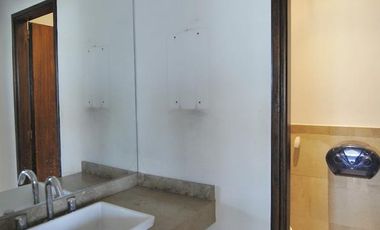 Oficinas en alquiler en Beccar - Centro Uruguay Norte -  6 cocheras