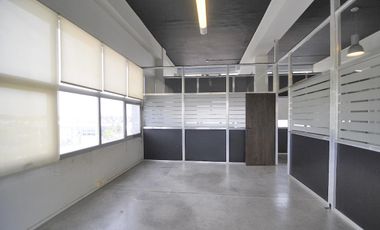 Oficinas en alquiler en Beccar - Centro Uruguay Norte -  6 cocheras