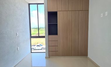 CASA EN VENTA 2 PLANTAS, 2 RECÁMARAS, 2.5 BAÑOS, COCHERA PARA 2 AUTOS